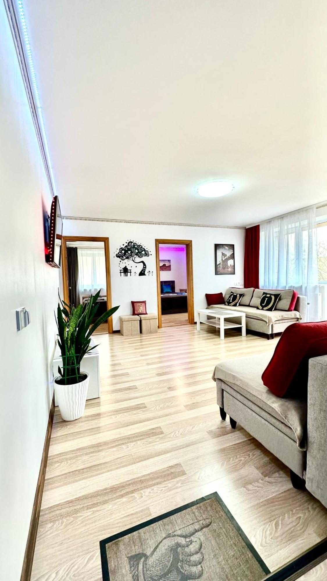 Neriesapartment No.2 Bedrooms Modern Suite In Centrum Palanga Exterior photo
