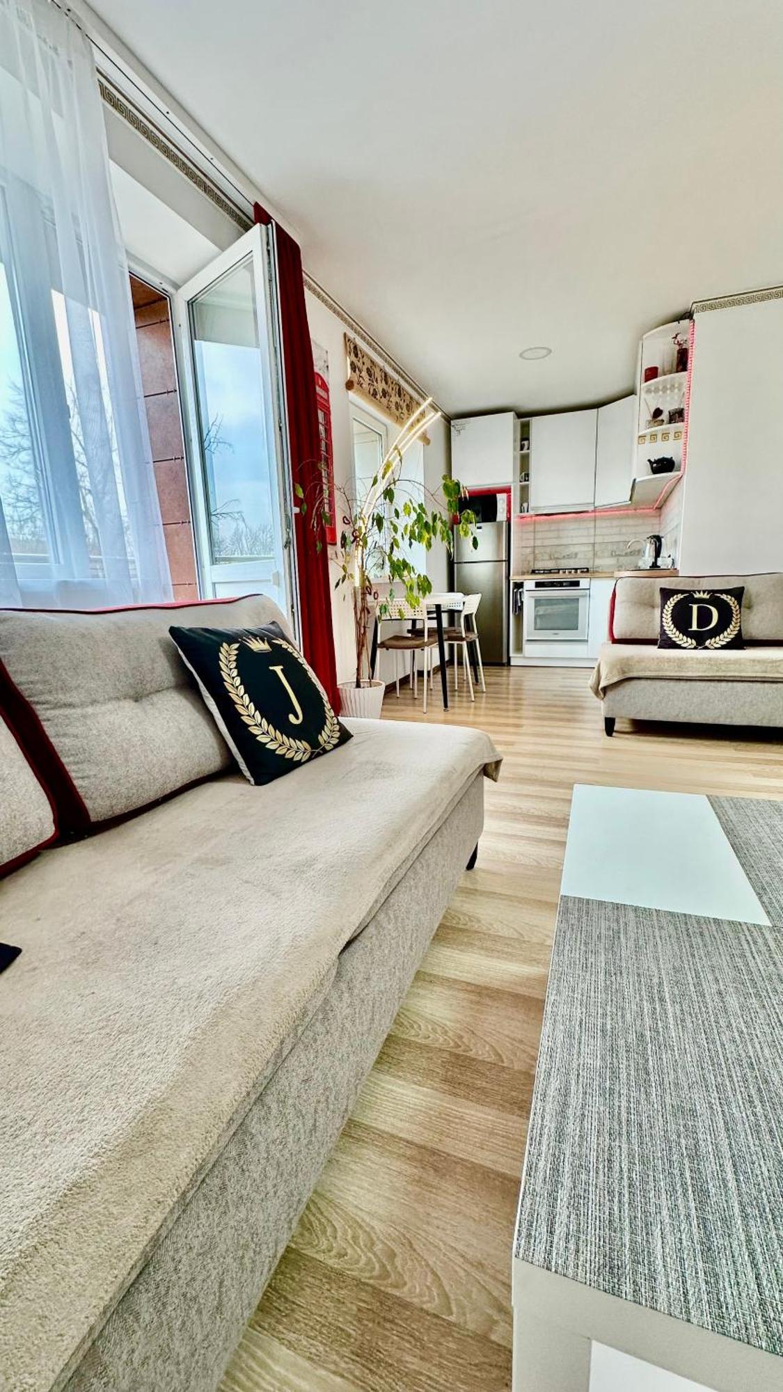 Neriesapartment No.2 Bedrooms Modern Suite In Centrum Palanga Exterior photo